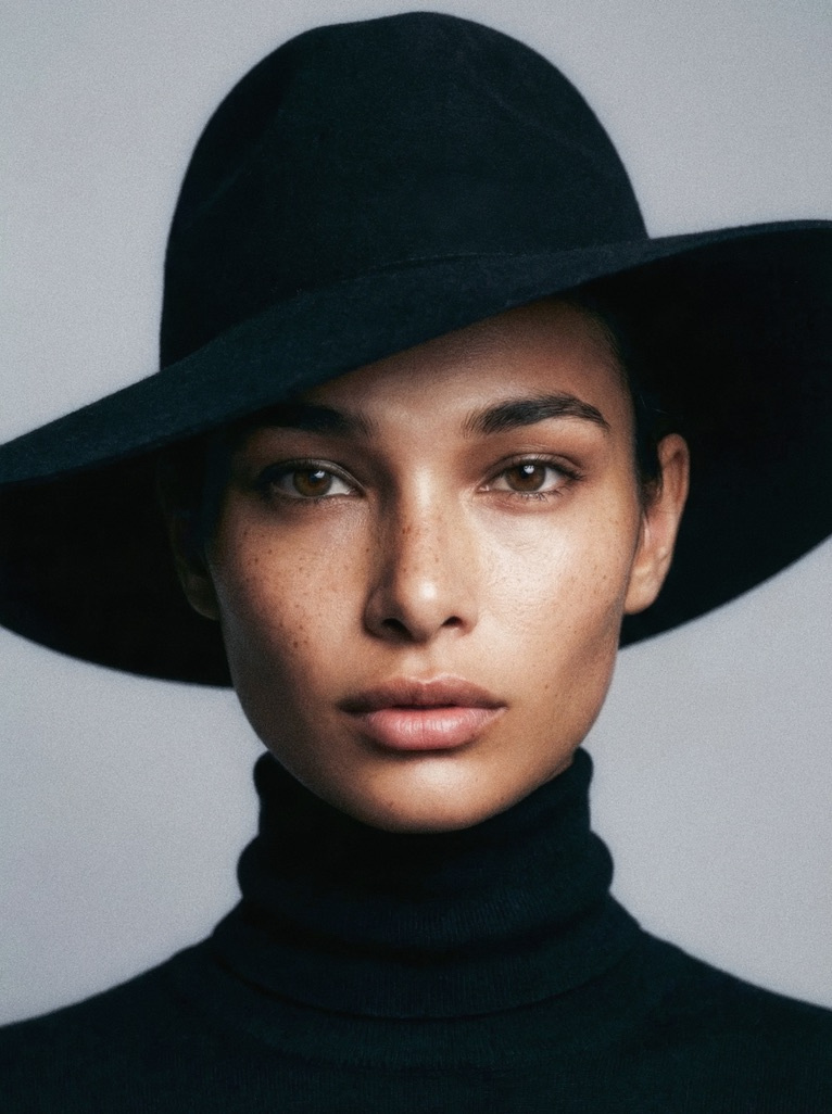 Carmen Cruzoe — black hat portrait Carmen Cruzoe — black hat portrait