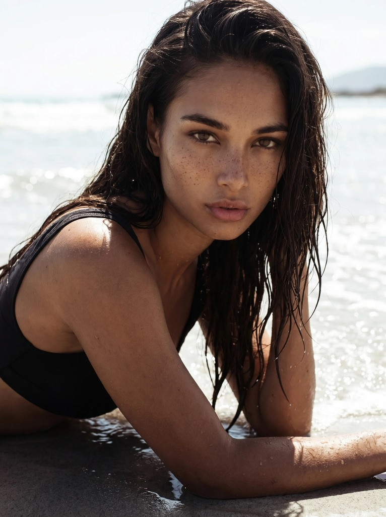 Carmen Cruzoe — beach portrait Carmen Cruzoe — beach portrait